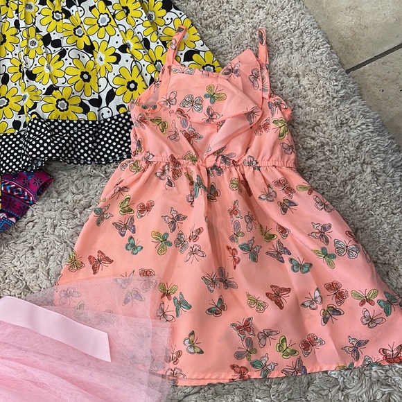 2T Dress Bundle - Picture 2 of 5